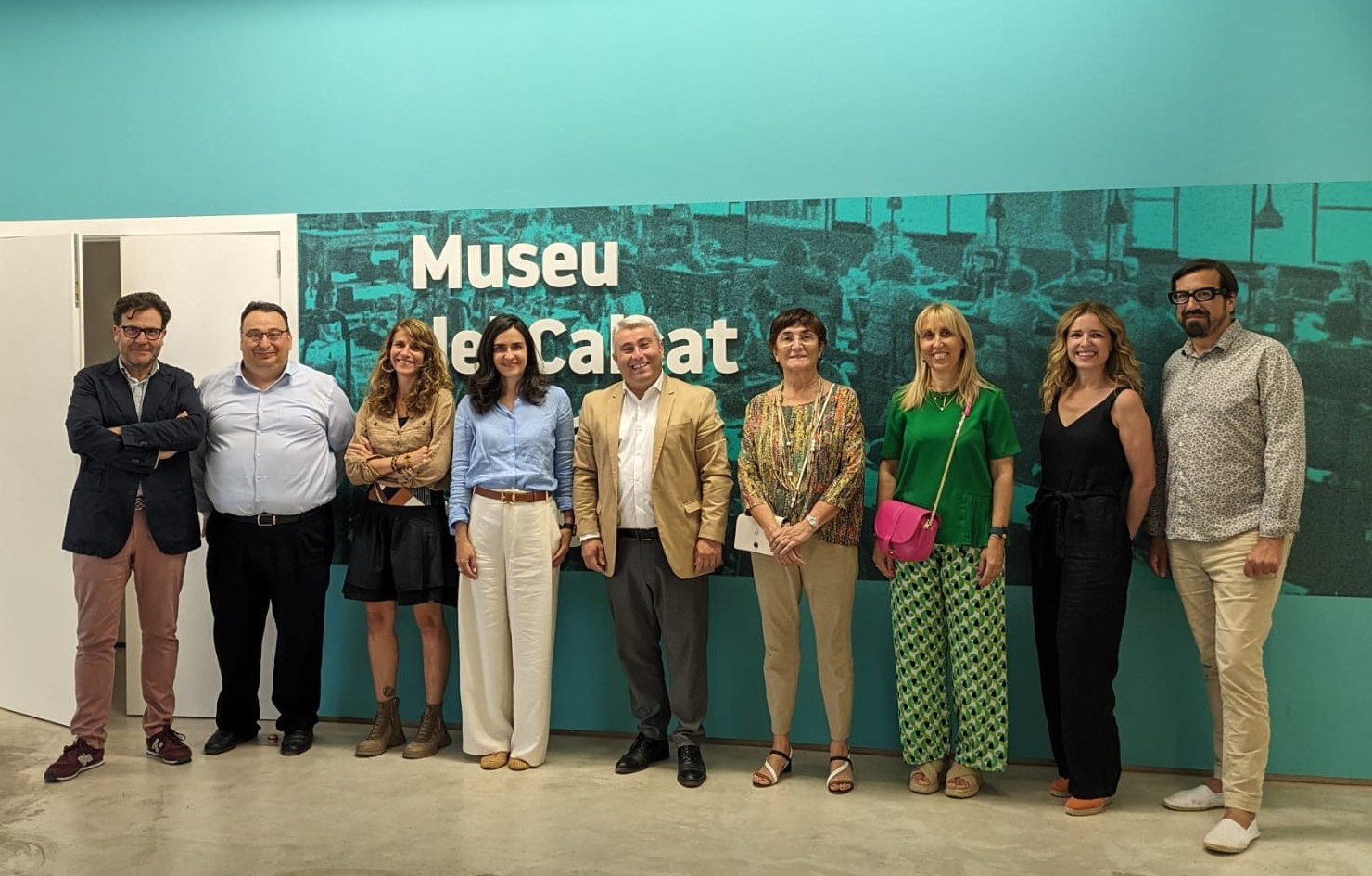 Amelia Fornés presenta nuestros proyectos en el Museu del Calçat y de l’Indústria en Inca.