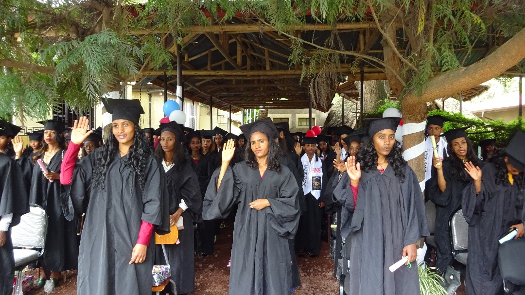 Fin de curso y graduación: Formación Profesional para Mujeres en Meki, Etiopía.